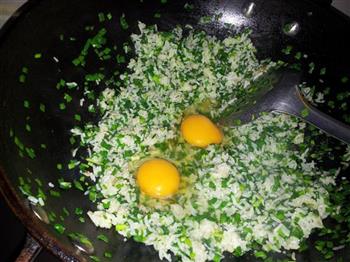 韭菜鸡蛋炒饭的做法步骤5