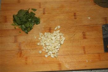 豆皮拌金针菇的做法步骤5