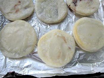 烤牛奶豆沙糯米饼的做法步骤7