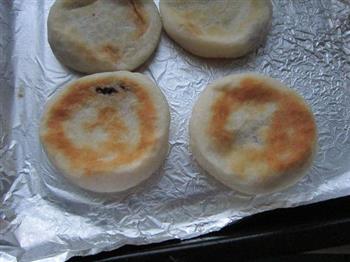 烤牛奶豆沙糯米饼的做法步骤8