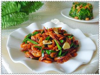 韭菜炒河虾的做法步骤8