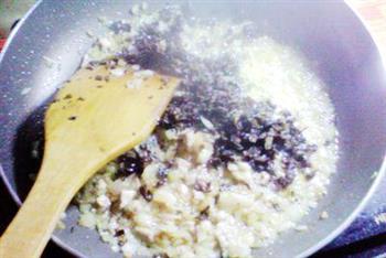 三鲜糯饭烧麦的做法步骤7