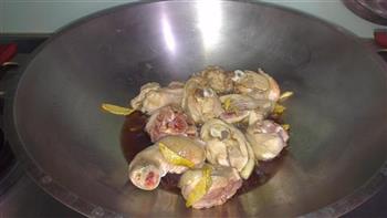 麻油鸡蔬菜锅的做法步骤3