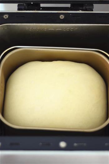 椰蓉面包的做法步骤11