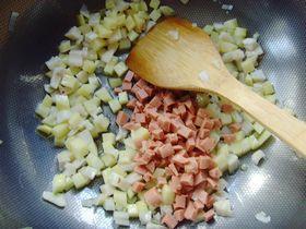 土豆焖饭的做法步骤12