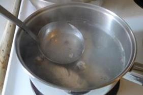 香菇莲藕鸡汤面的做法步骤5