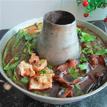 红油排骨香锅的做法步骤8