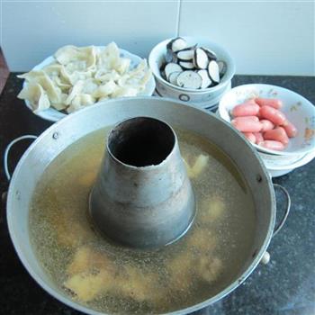 排骨馄饨饺子锅的做法图解6