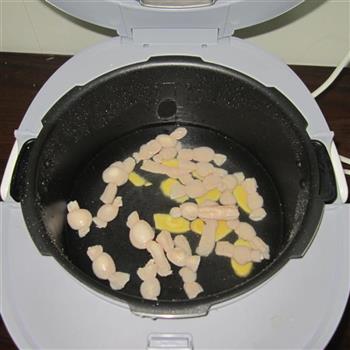 小肠汤锅的做法步骤3