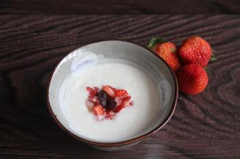 草莓酸奶的做法步骤6