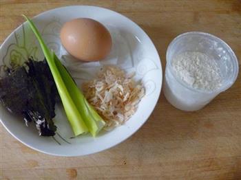 紫菜虾皮鸡蛋饼的做法图解1