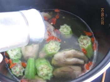秋葵鸡爪汤的做法步骤14