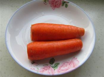 胡萝卜炖牛排骨的做法图解1