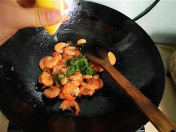 泰式咖喱虾的做法图解3
