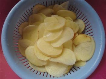 洋葱土豆片的做法步骤3