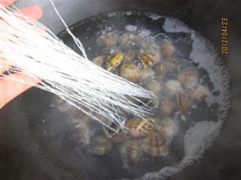 菠菜花蛤粉丝汤的做法图解3