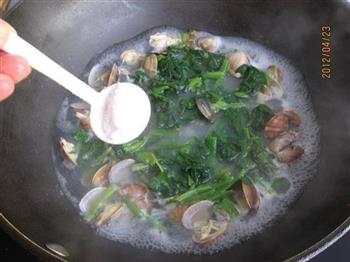 菠菜花蛤粉丝汤的做法步骤5