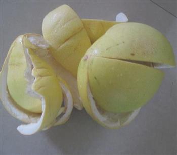 素焖柚子皮的做法步骤1