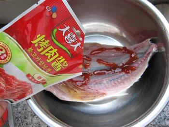 香煎鲅鱼的做法步骤3