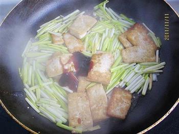 蒜黄蚝油豆腐的做法步骤8