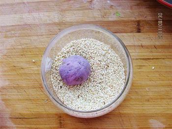 酸奶紫薯芝麻球的做法步骤7