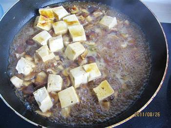 蚝油香菇炒豆腐的做法步骤9