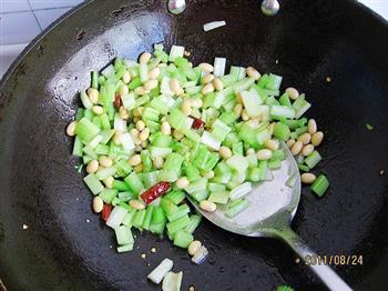 辣炝芹菜黄豆的做法步骤5