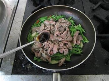 杭椒炒牛肉的做法步骤7