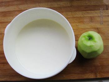 酸奶苹果汁的做法图解1