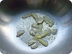 泡椒酸菜鱼的做法步骤5
