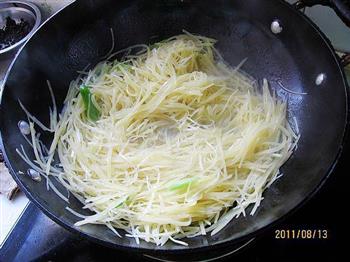 素炒土豆丝的做法步骤4