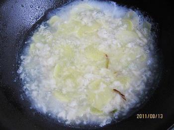 土豆疙瘩汤的做法步骤5