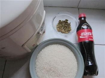 可乐米饭的做法步骤1