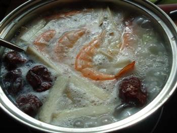 鲜虾粥底火锅的做法步骤9