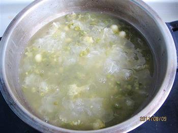 银耳绿豆汤的做法步骤7