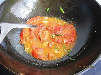 西红柿煮猫耳朵的做法图解4