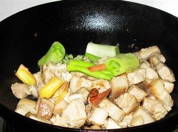 红烧肉炖冻豆腐的做法步骤10