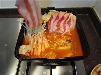 韩风辣味豚肉锅的做法步骤17