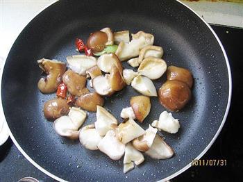 蚝油香菇豆腐的做法步骤4
