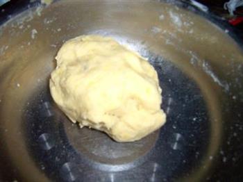 红薯豆沙饼的做法步骤4
