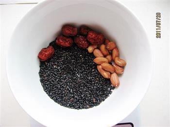 香浓黑米红枣糊的做法步骤1