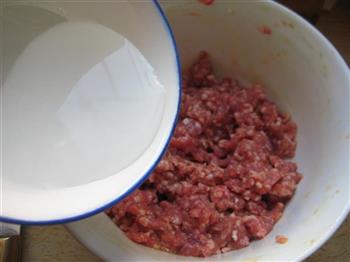 裹汁香菇牛肉丸的做法步骤3
