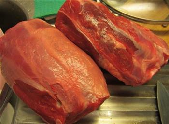 红烧牛肉的做法步骤1