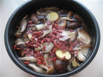 乌鸡蘑菇汤＆乌鸡蘑菇粥的做法步骤7