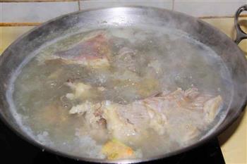 羊肉汤锅的做法步骤2