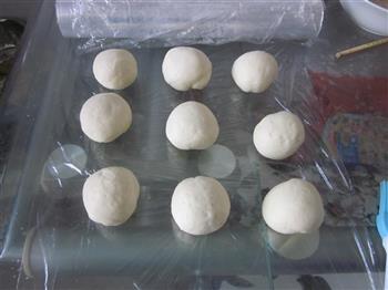 汤种奶香辫子面包的做法步骤2