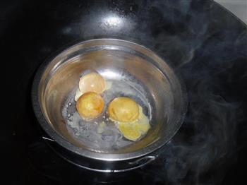 千层蛋黄酥的做法步骤2