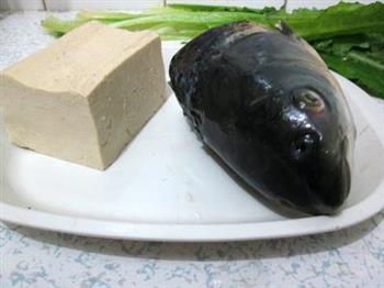 鱼头豆腐火锅的做法步骤1