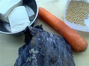 海带豆腐鱼尾汤的做法步骤2