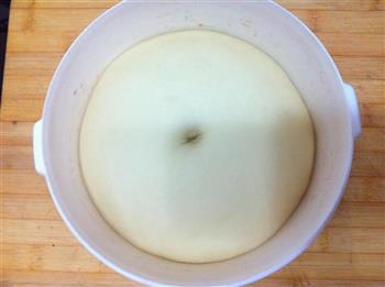 花式豆沙面包圈的做法步骤2